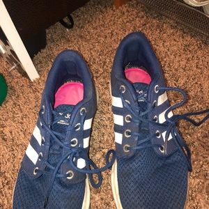 Adidas cloud foam shoes